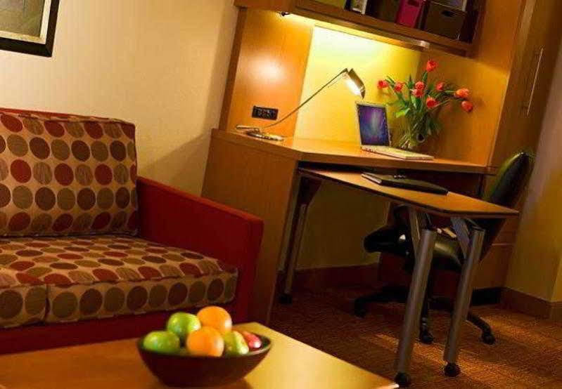 Towneplace Suites Detroit Sterling Heights Εξωτερικό φωτογραφία
